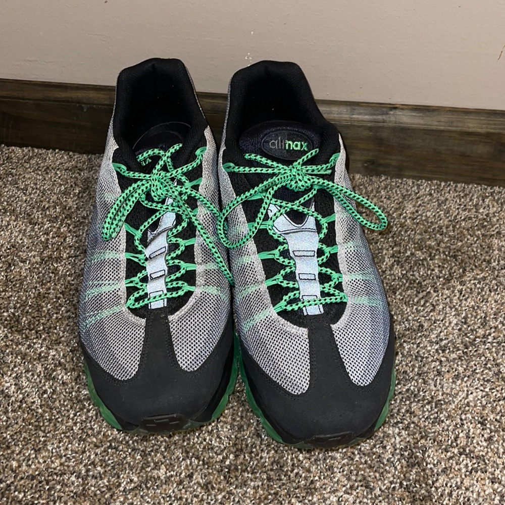 Nike air max